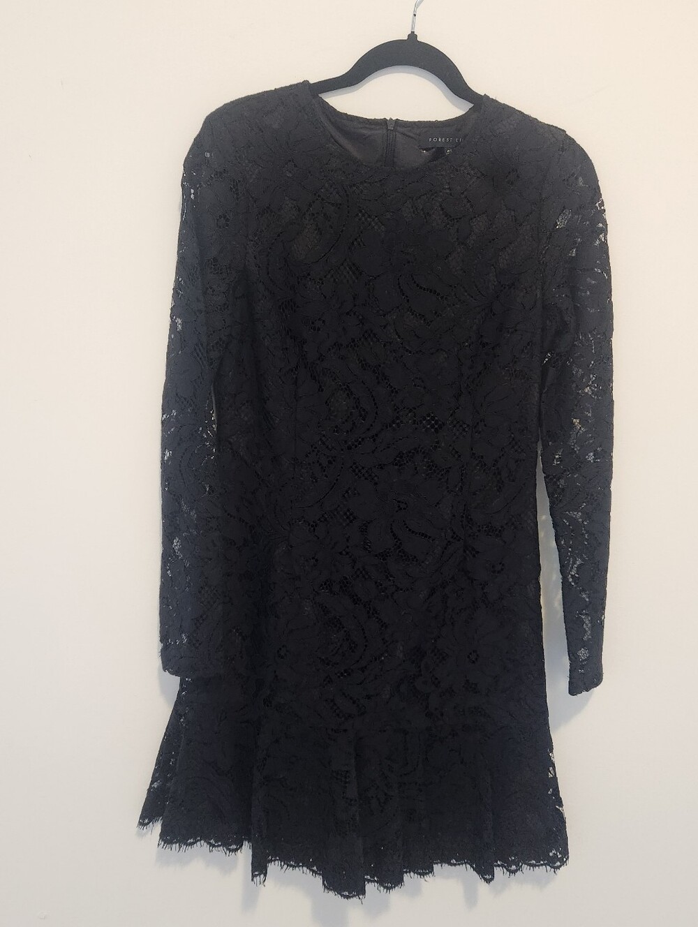 Forest LILY Black Lace Long-Sleeve Skater Dress